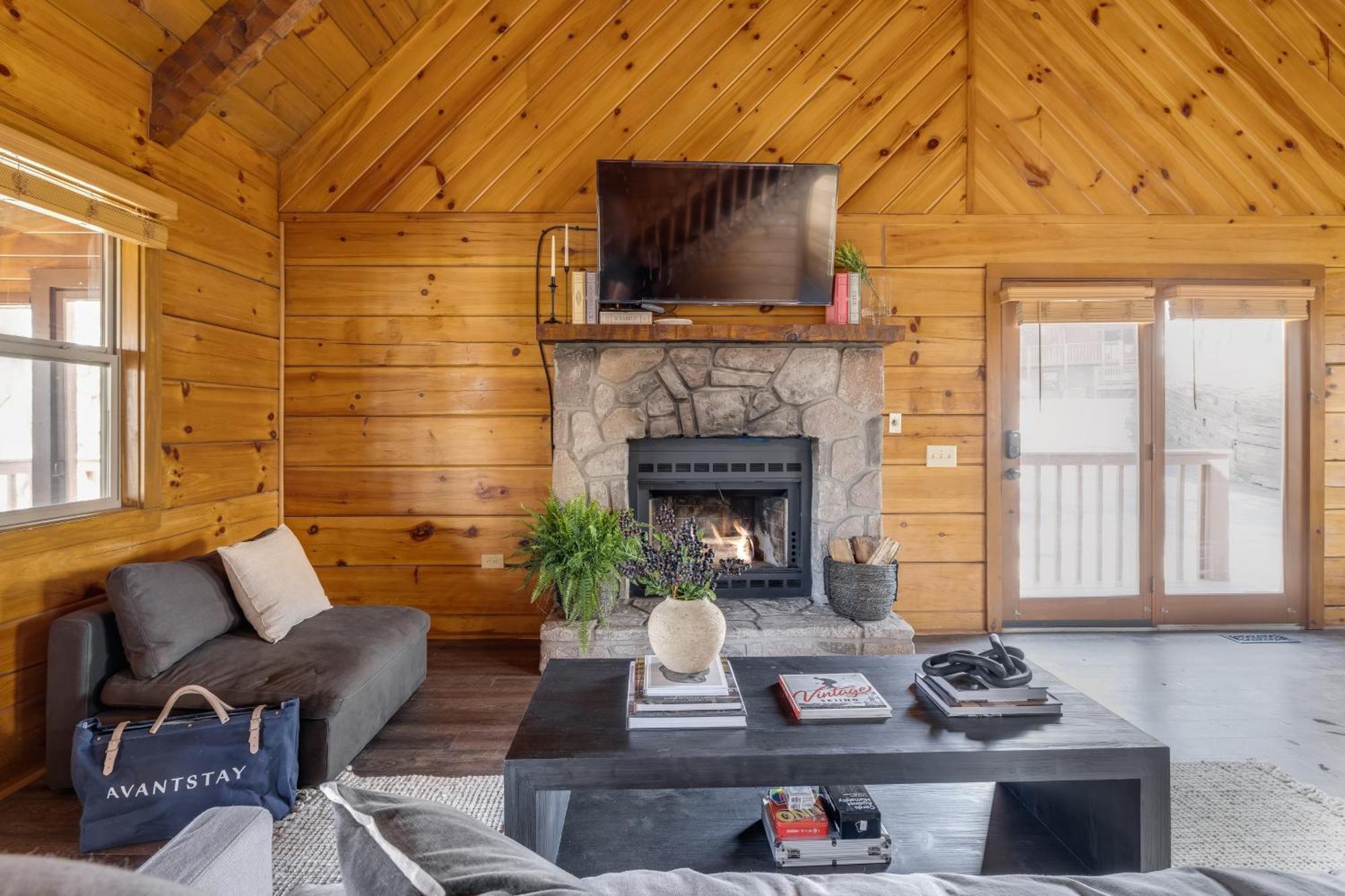 Dudley III By Avantstay Cosy Mountain Home W Hot Tub Great Views Pigeon Forge Exterior foto